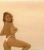 Красотка София Вергара оголила грудь и попу для Sofia Vergara Swimsuit Calendar Video фото #8